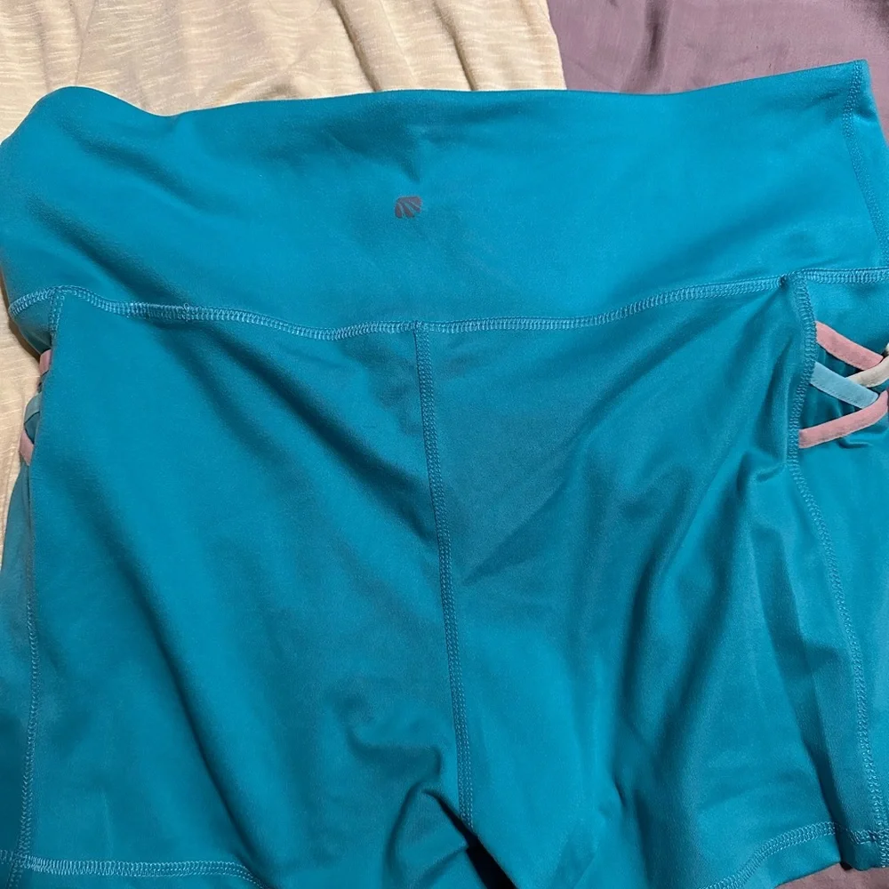 MARIKA Activewear Set- tank and shorts - Picture 3 of 6